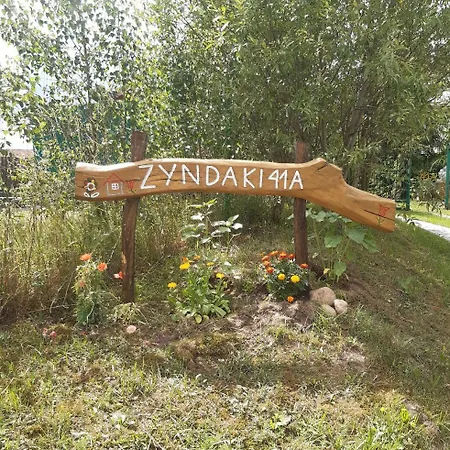 W Kwiatach Holiday home Zyndaki